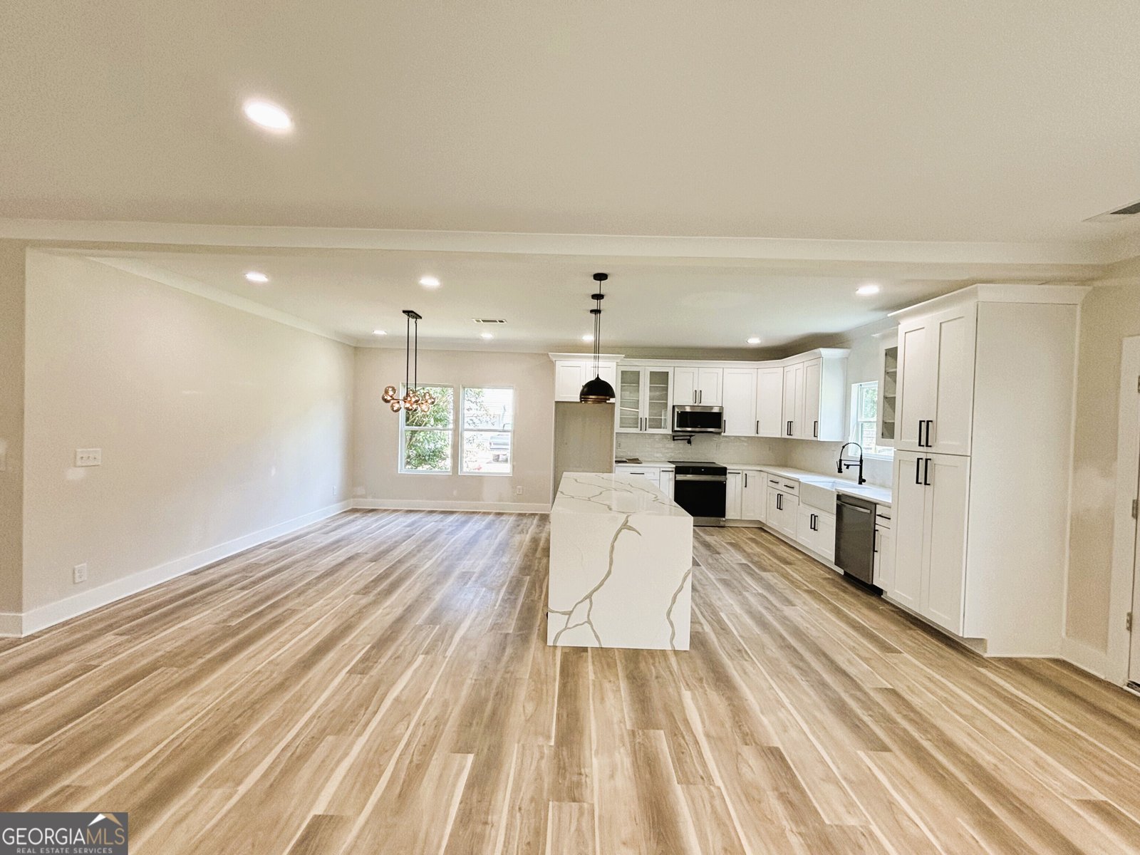 405 Norman Court Hampton - 9