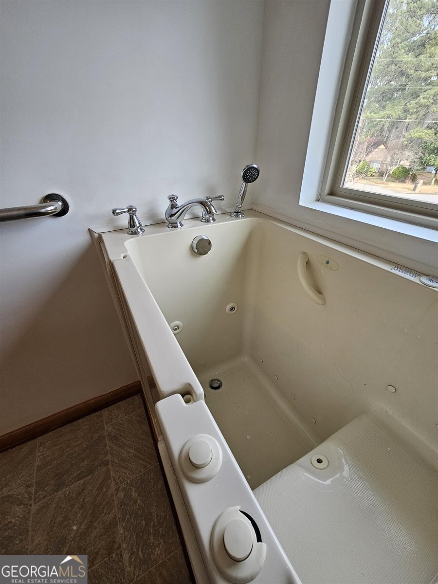 371 CHASE WOODS Circle Jonesboro - 12