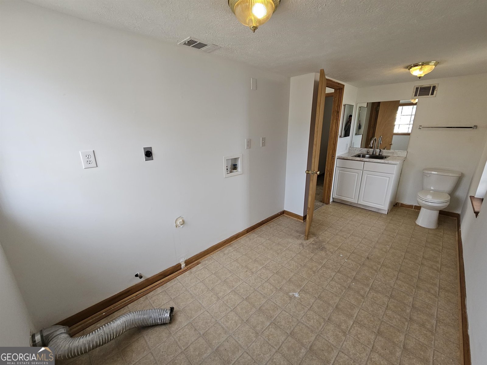 371 CHASE WOODS Circle Jonesboro - 3