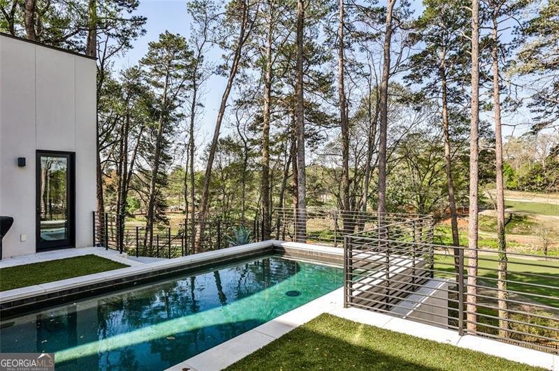 1572 Clifton Ridge Atlanta - 4