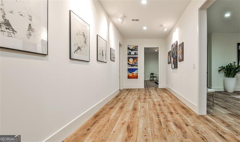 1572 Clifton Ridge Atlanta - 59