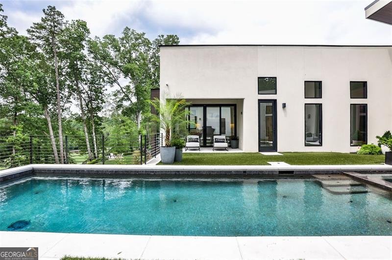 1572 Clifton Ridge Atlanta - 77