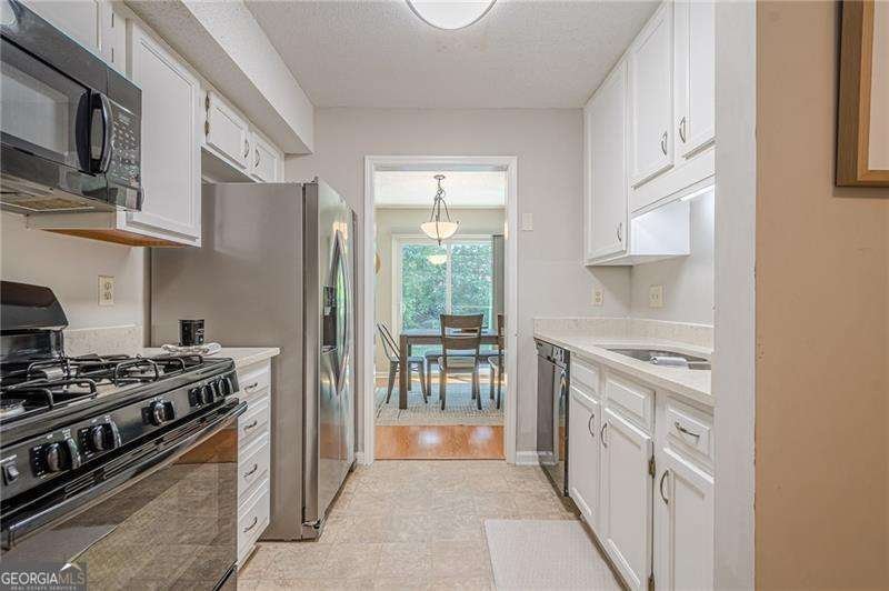 912 Edgewater Circle Marietta - 8