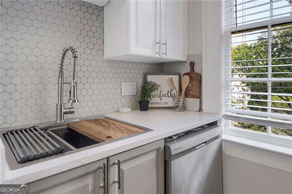 2814 Peachtree Road Atlanta - 10
