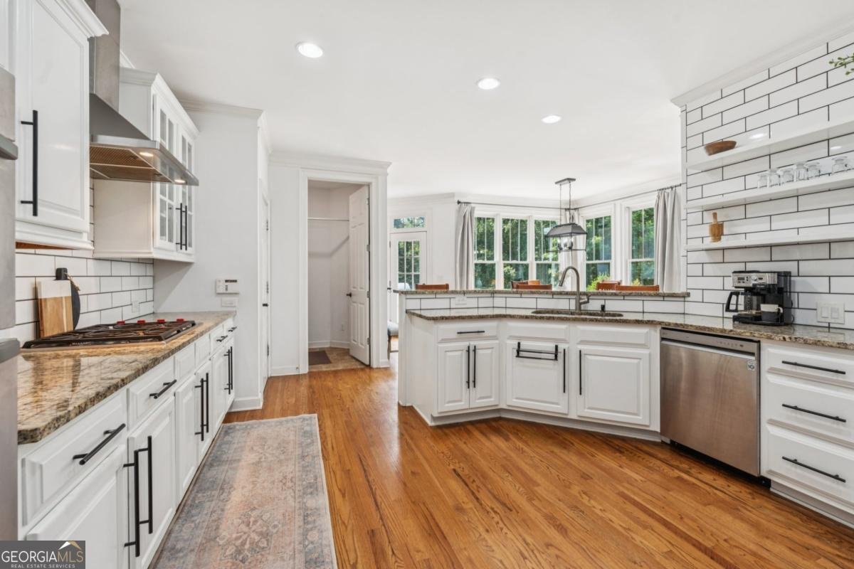 5949 Deer Chase Lane Hoschton - 5