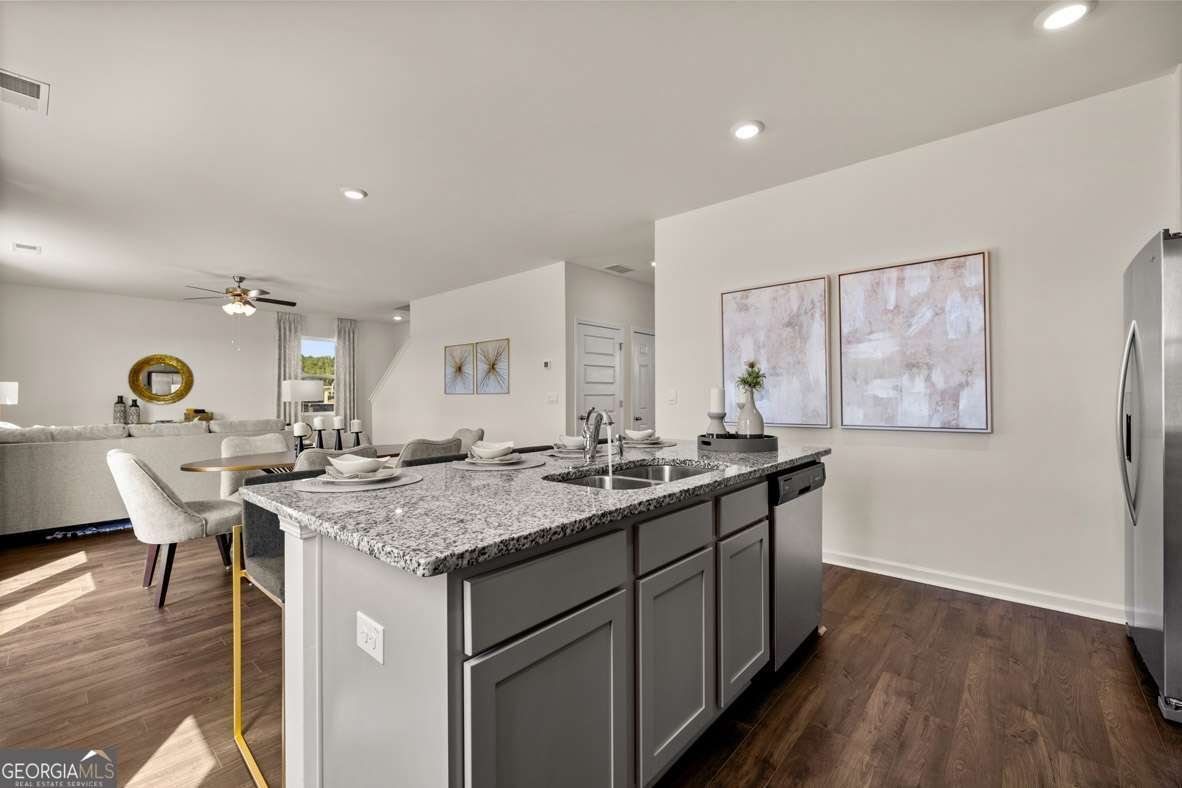 608 Lobelia Drive Locust Grove - 30