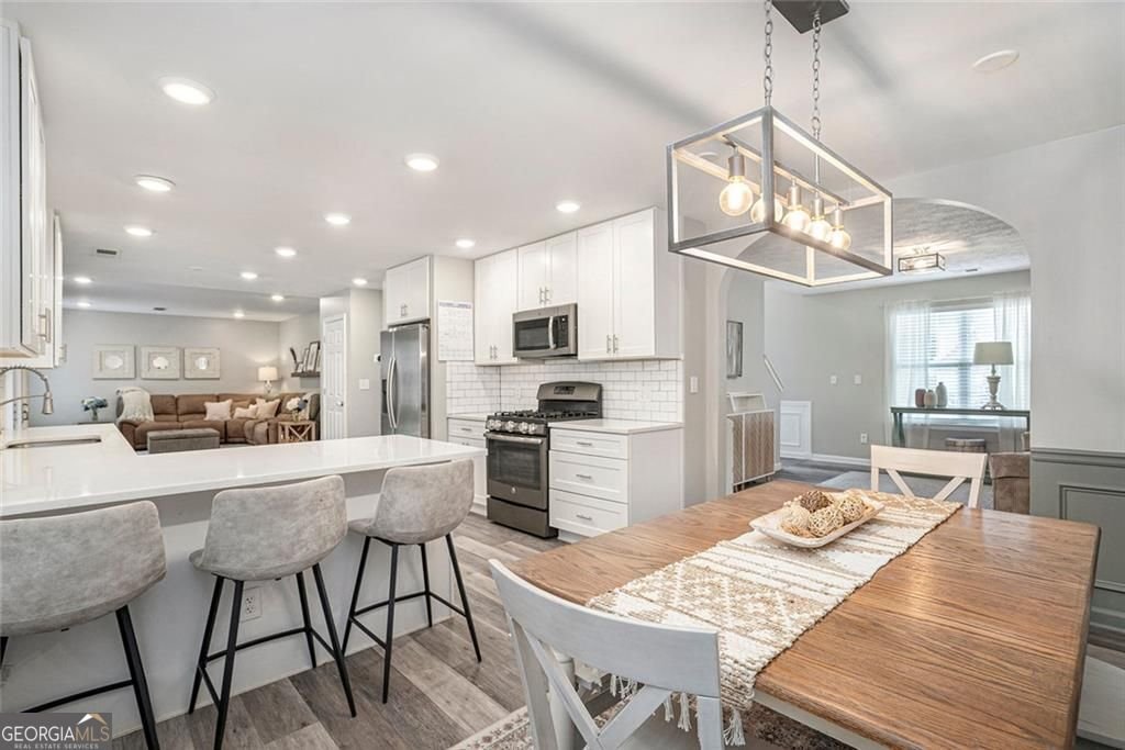 1040 Crabapple Lake Circle Roswell - 14