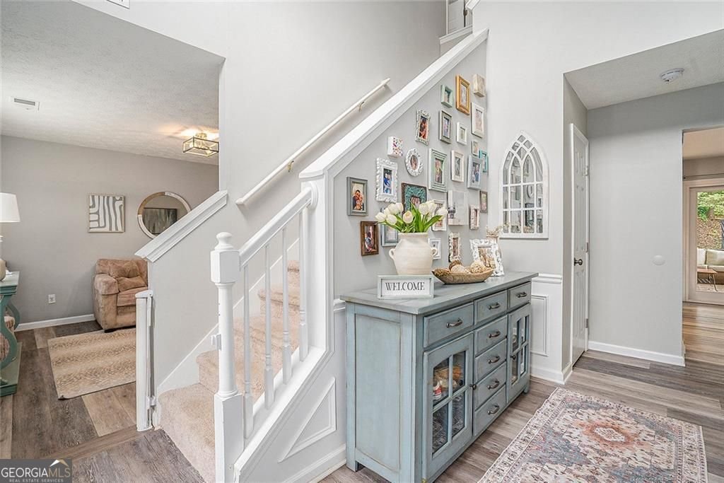 1040 Crabapple Lake Circle Roswell - 8