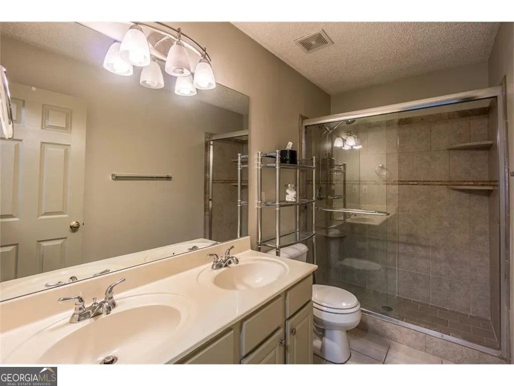1910 CHATTAHOOCHEE Drive Duluth - 35