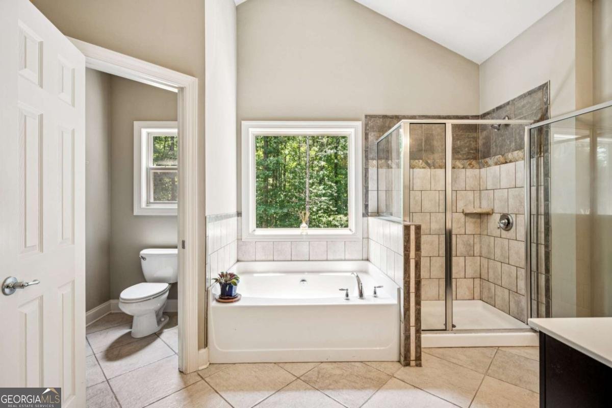 5582 Checkered Spot Drive Gainesville - 18