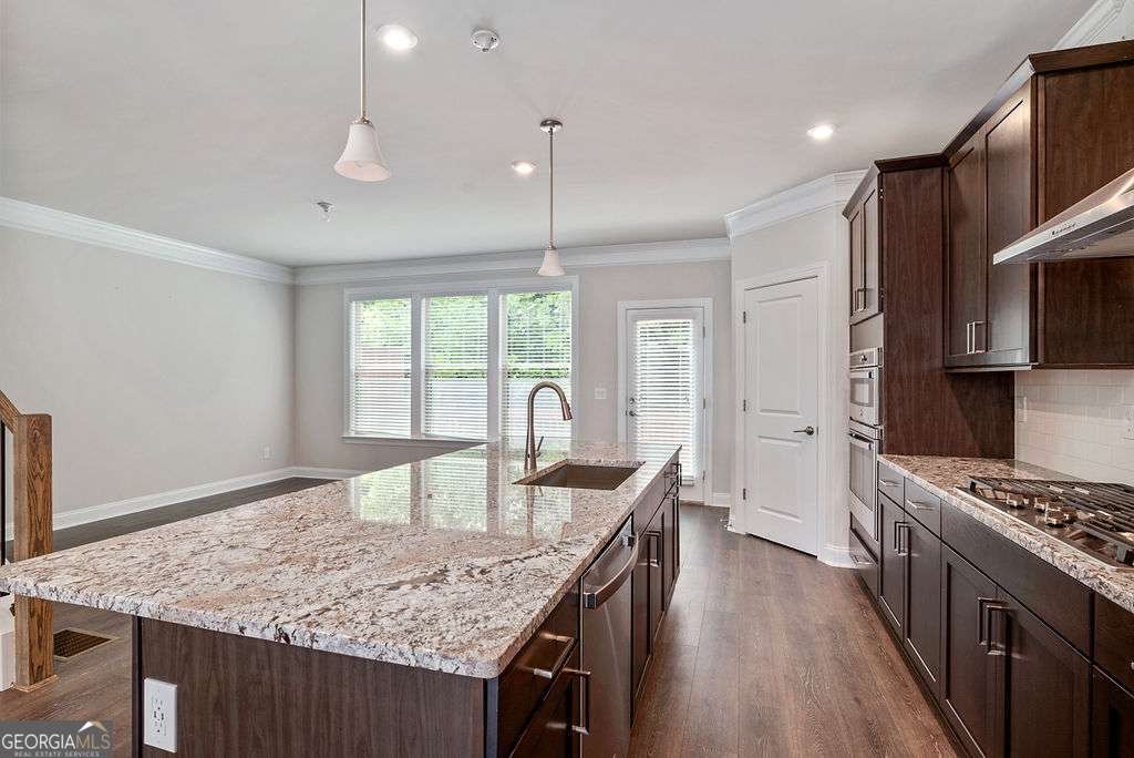 1395 Harris Way Brookhaven - 8
