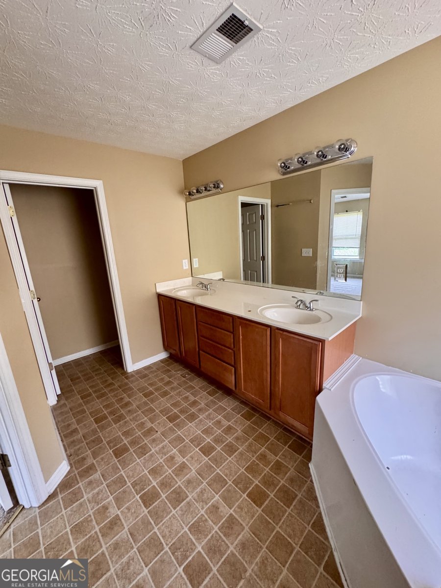 203 Silver Arrow Circle Austell - 31