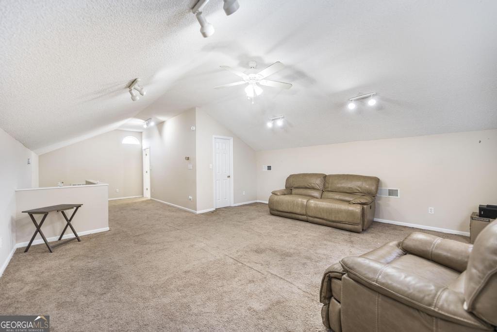 204 Westcliff Center Street Warner Robins - 24