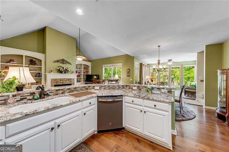 905 Mckendree Park Lane Lawrenceville - 14