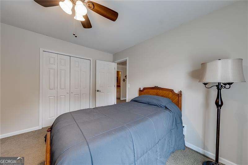 905 Mckendree Park Lane Lawrenceville - 34