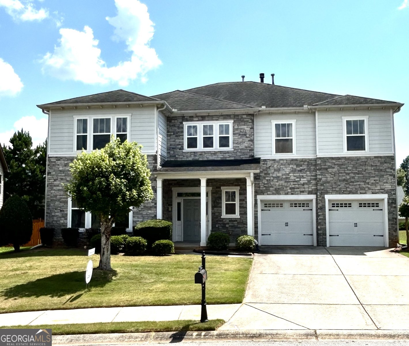 7424 Mistydawn Drive Fairburn - 1