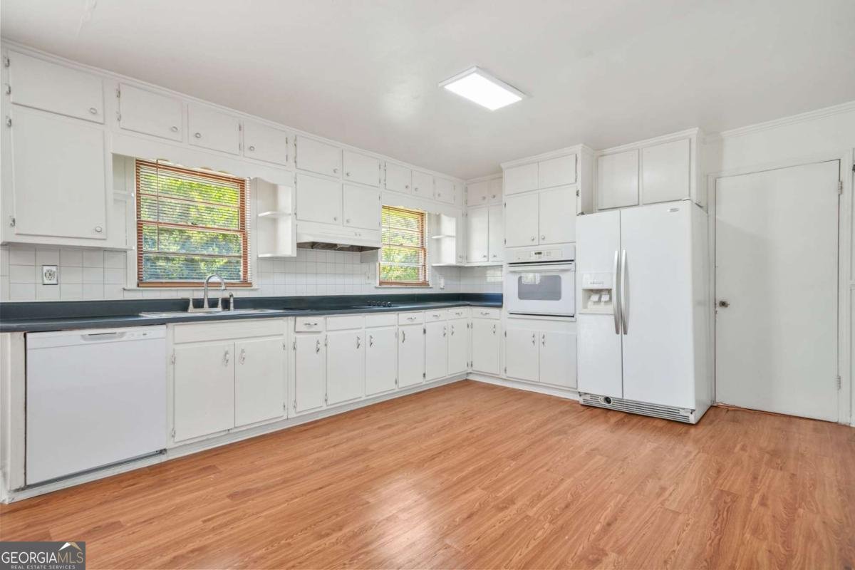 4004 Camelot Court Tucker - 13