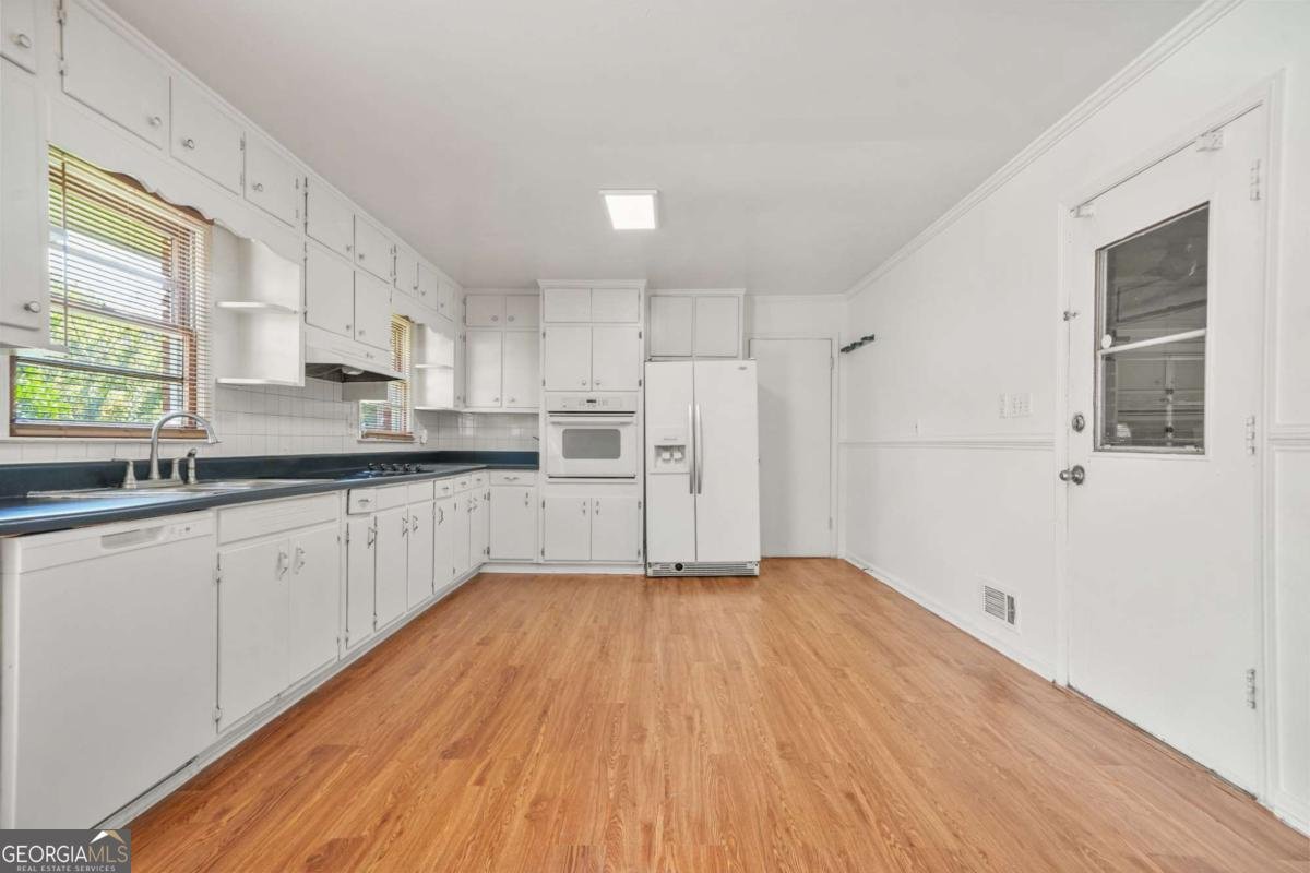 4004 Camelot Court Tucker - 14