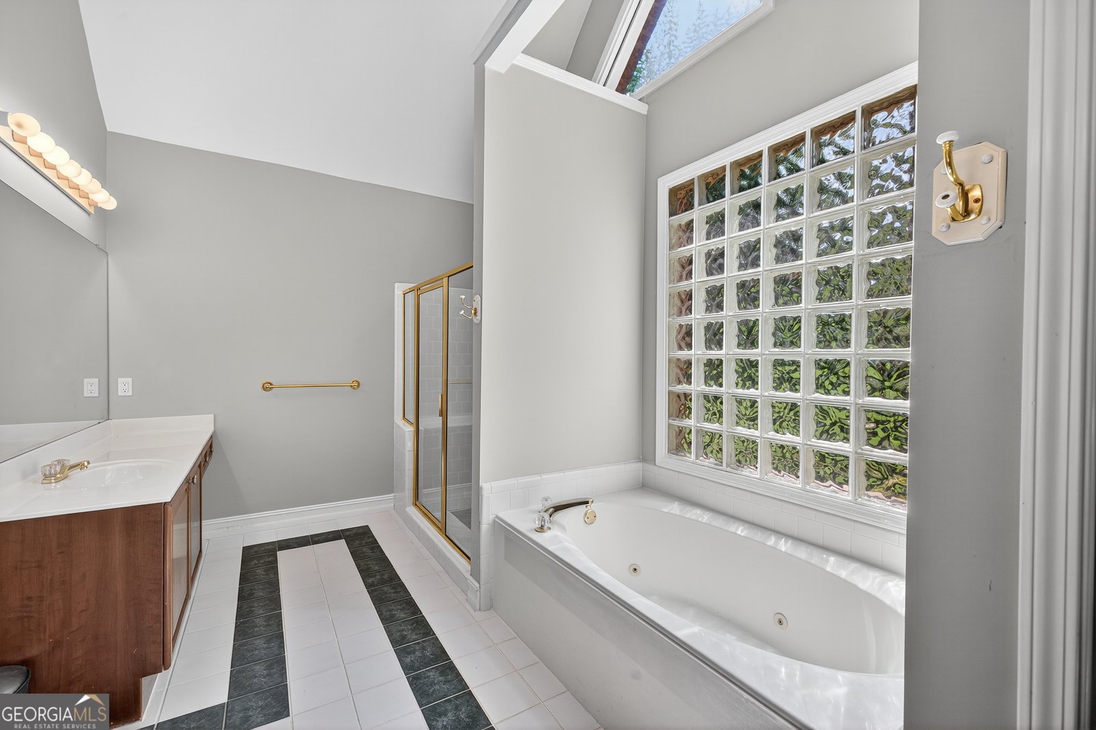 115 Arabian Avenue Milton - 34