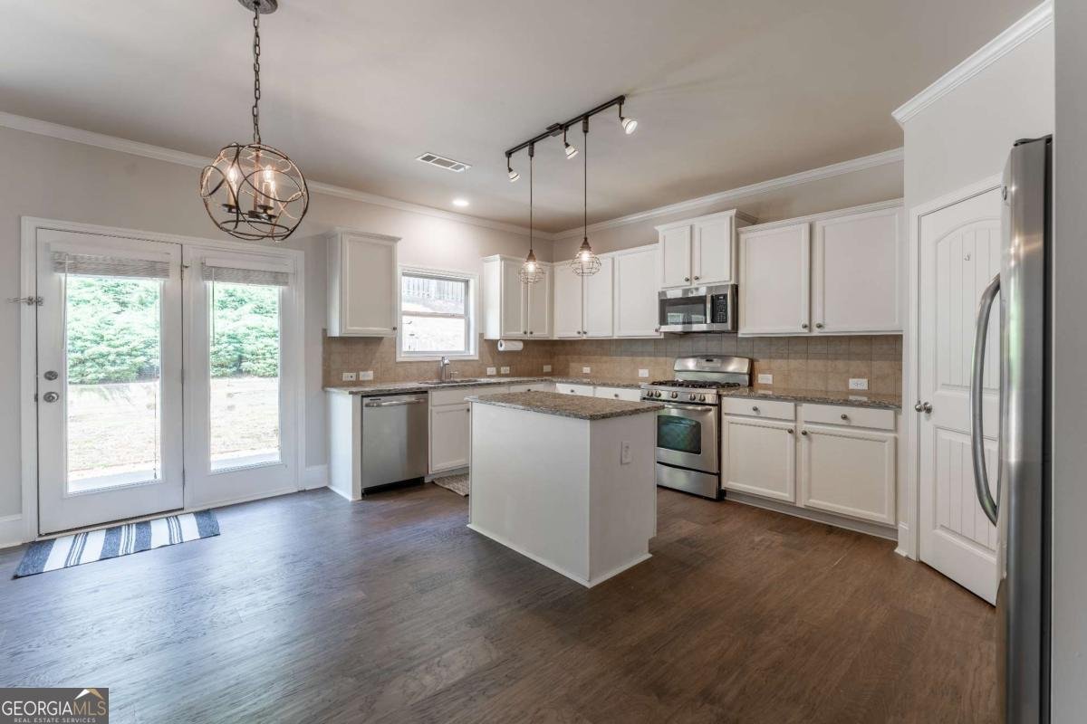 7673 Legacy Road Flowery Branch - 13