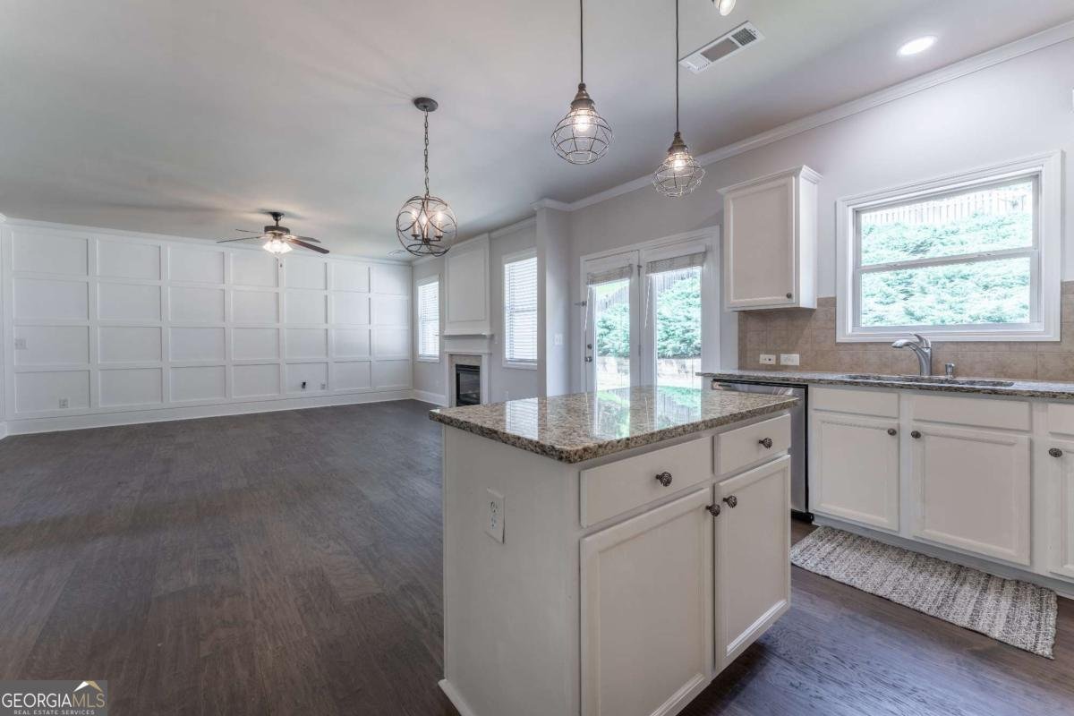 7673 Legacy Road Flowery Branch - 17