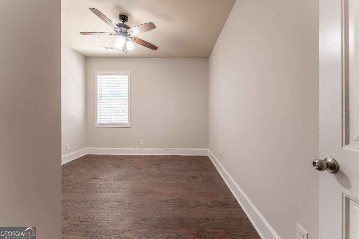 7673 Legacy Road Flowery Branch - 24