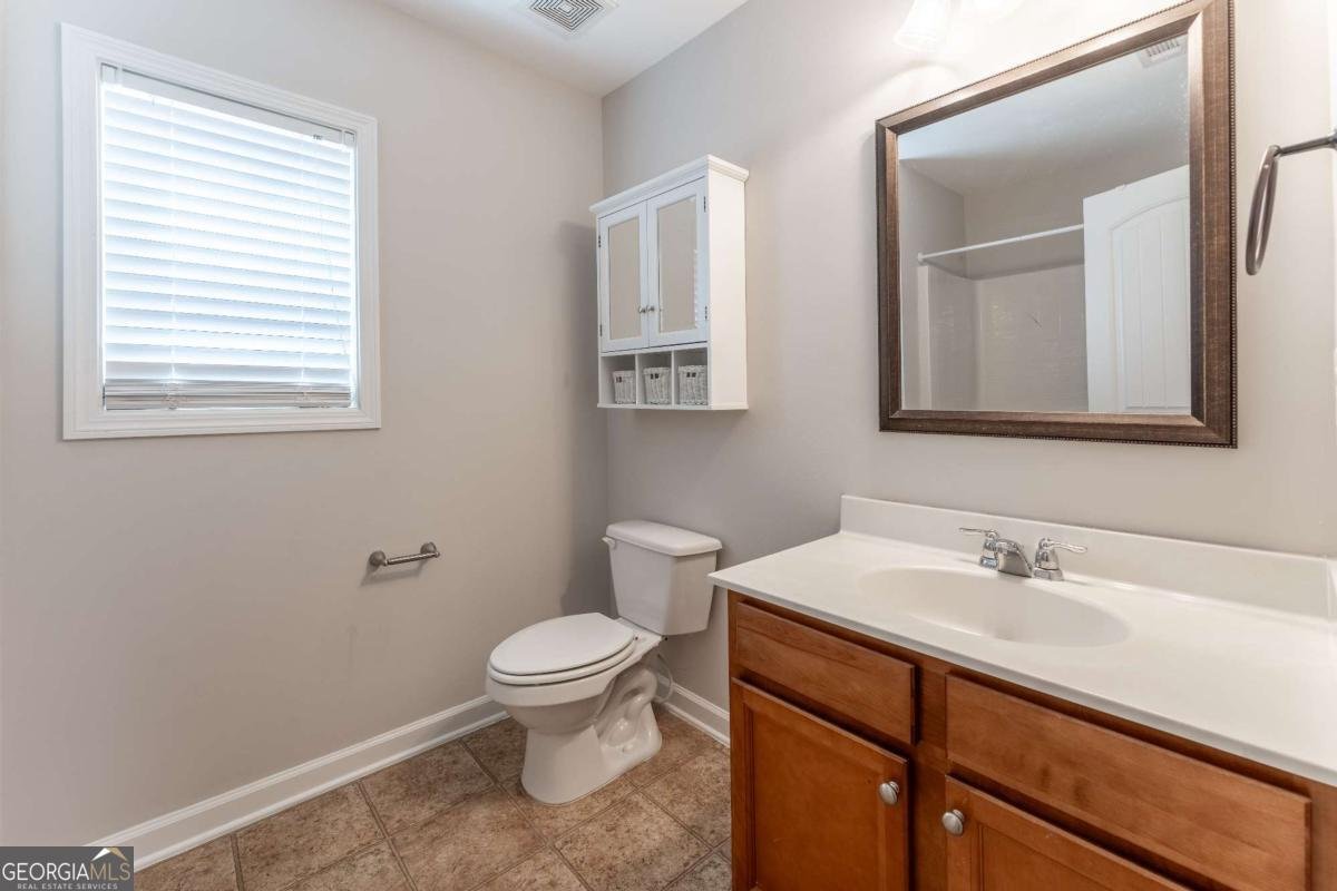 7673 Legacy Road Flowery Branch - 43