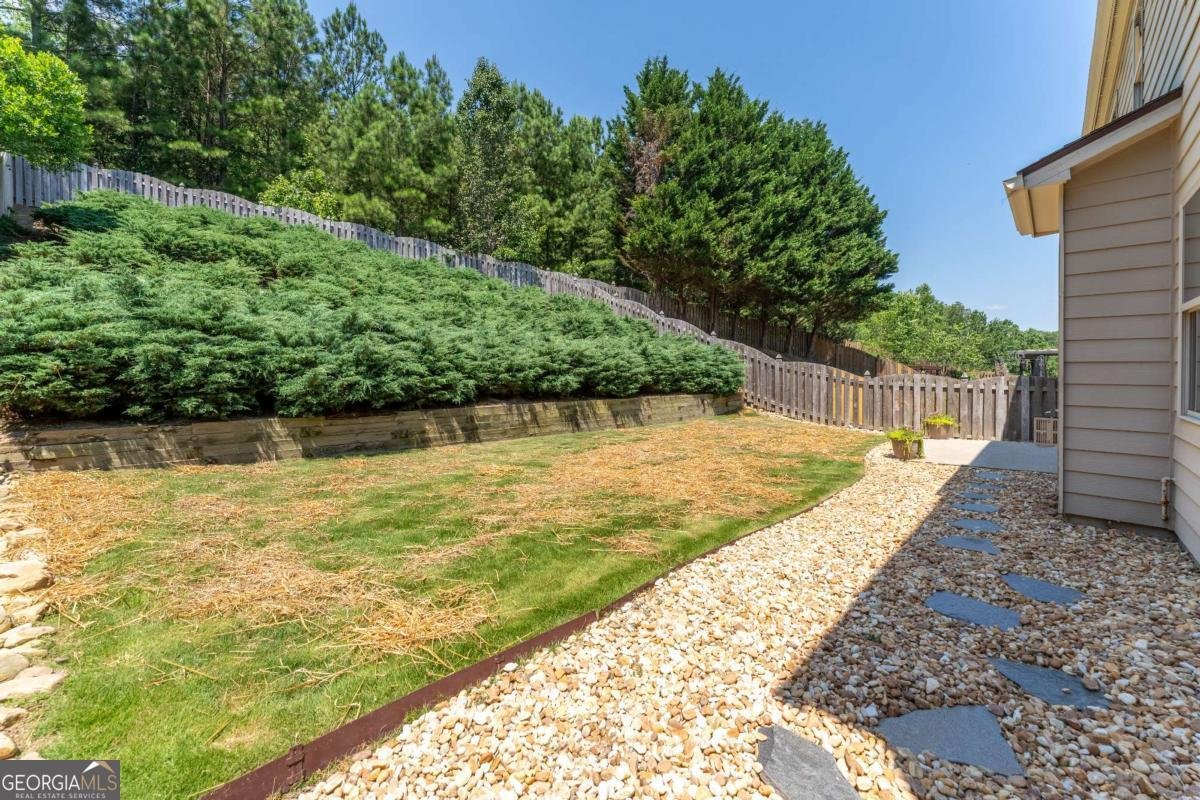 7673 Legacy Road Flowery Branch - 54