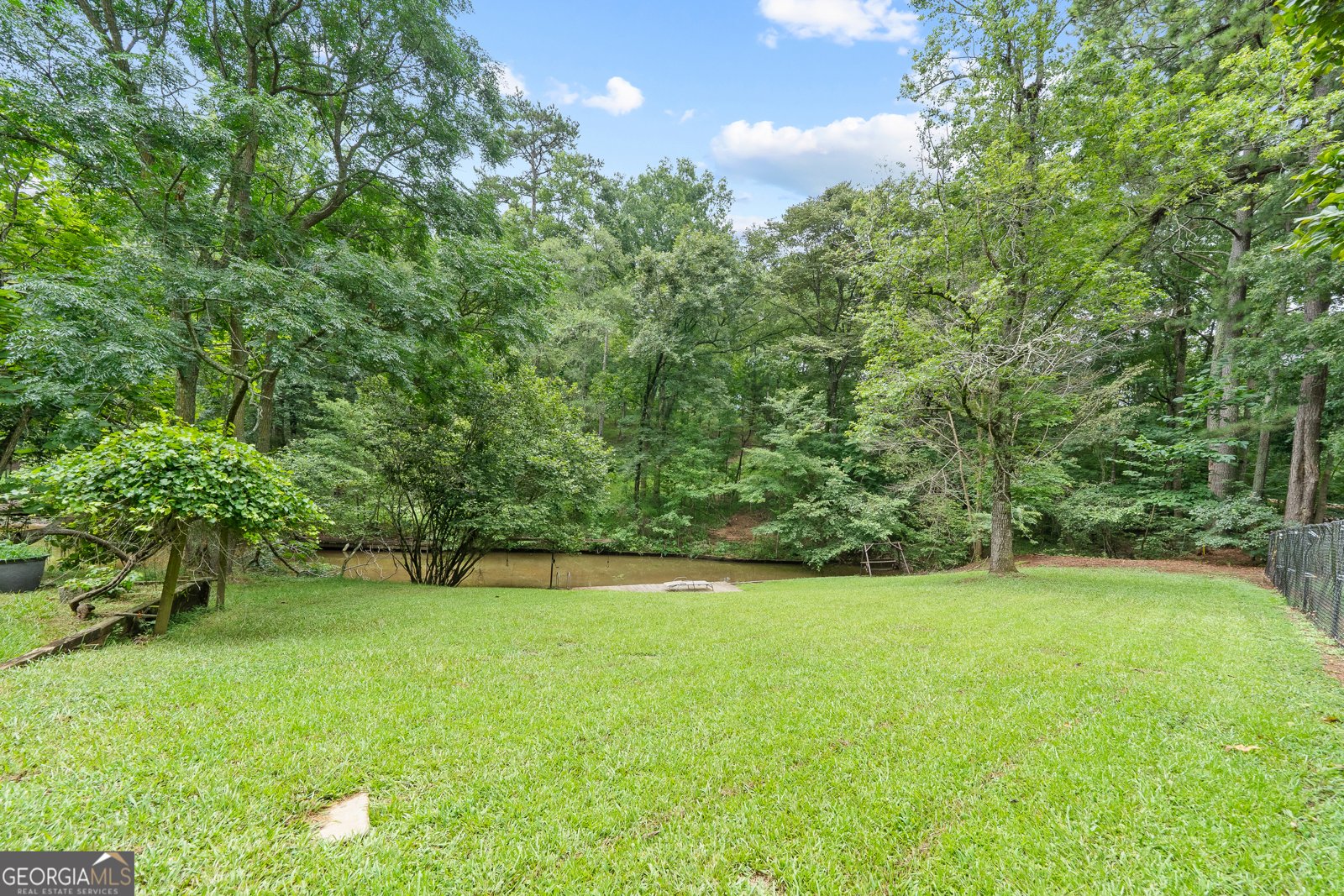 121 River Bend Drive Eatonton - 35