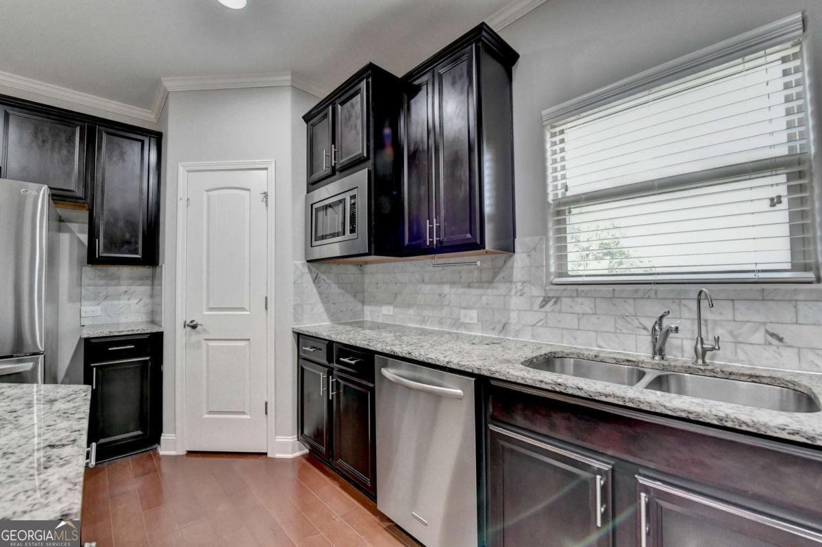1820 BRUSHFOOT Trail Suwanee - 13