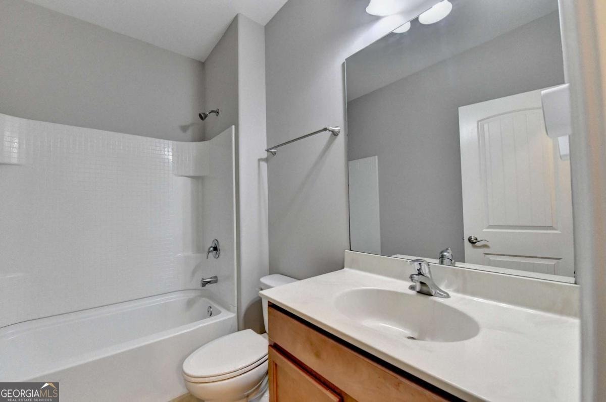 1820 BRUSHFOOT Trail Suwanee - 28
