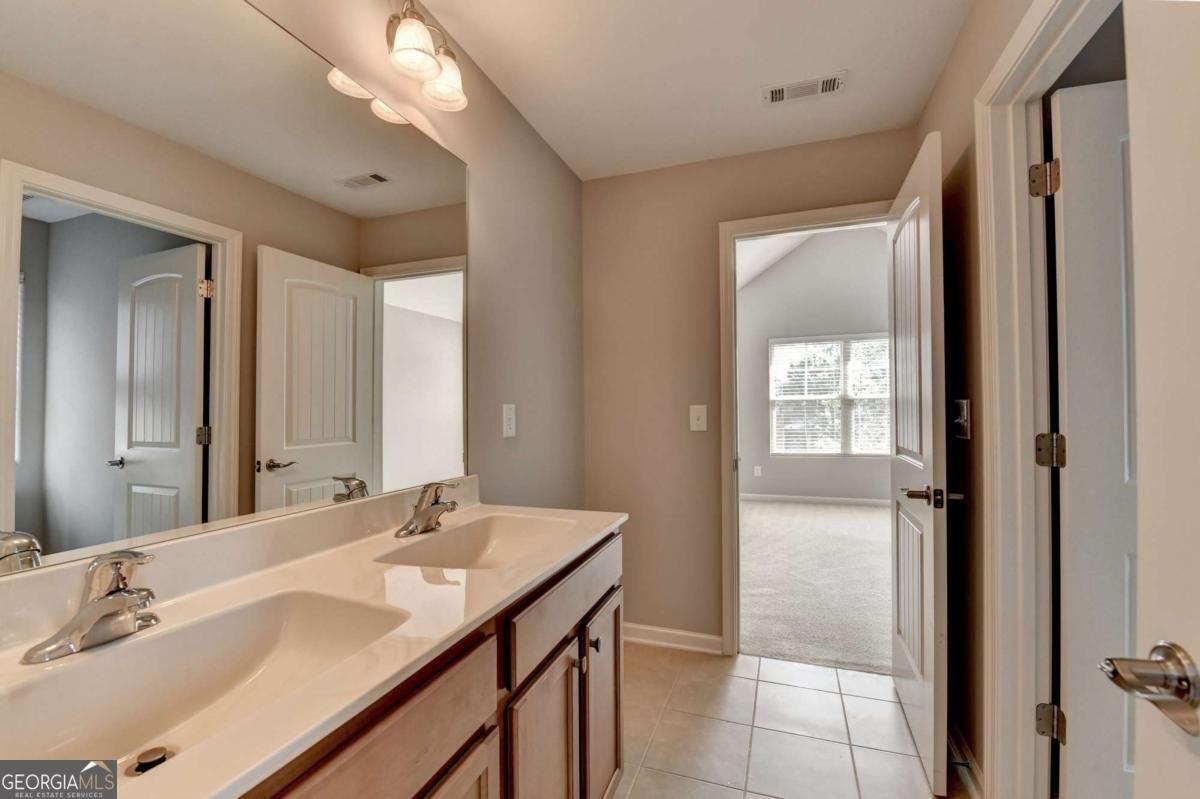 1820 BRUSHFOOT Trail Suwanee - 50