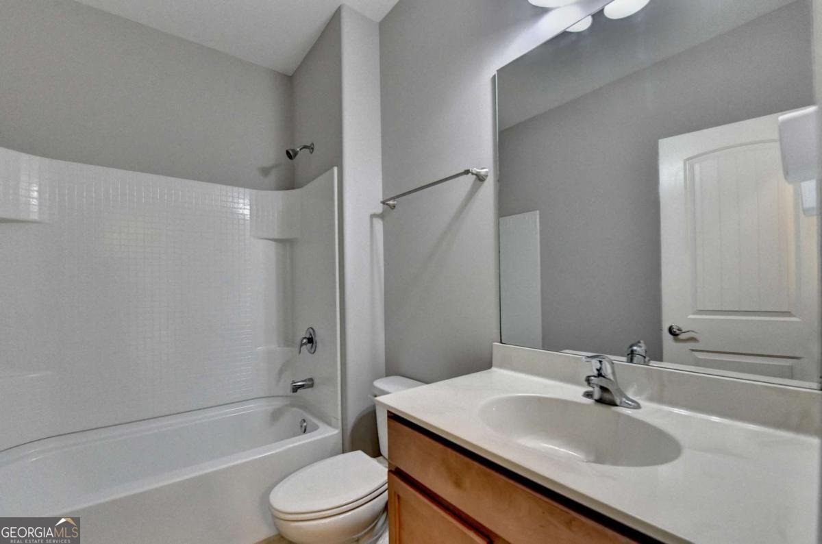 1820 BRUSHFOOT Trail Suwanee - 8