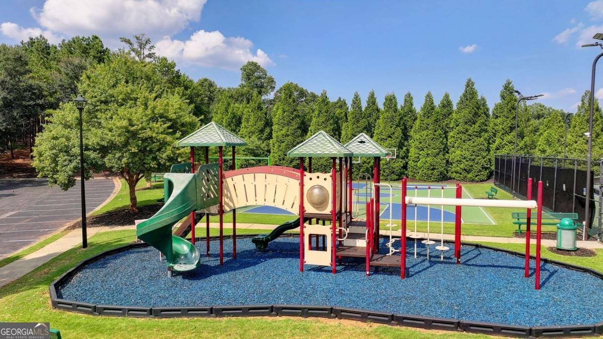 1820 BRUSHFOOT Trail Suwanee - 85