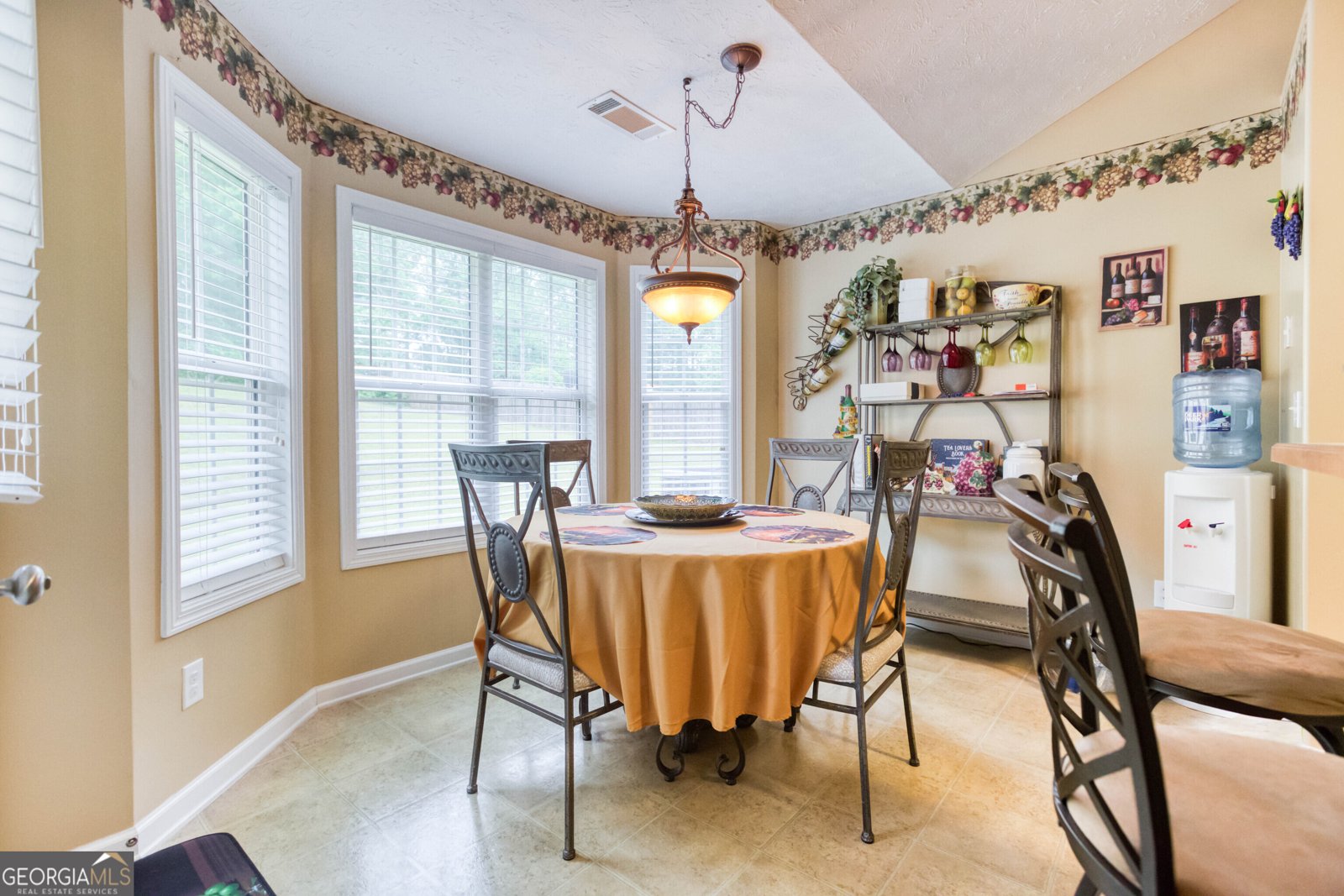 407 Gladiola Drive Auburn - 22