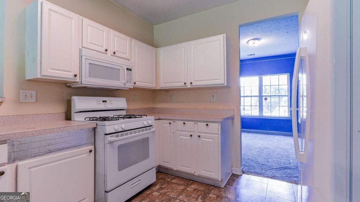 2075 Beckenham Place Dacula - 4