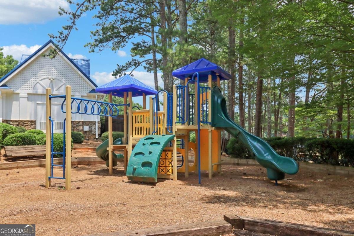 2575 Hidden Wood Lane Lawrenceville - 4