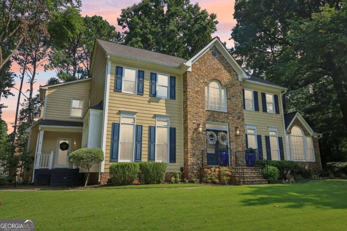 2575 Hidden Wood Lane Lawrenceville - 55