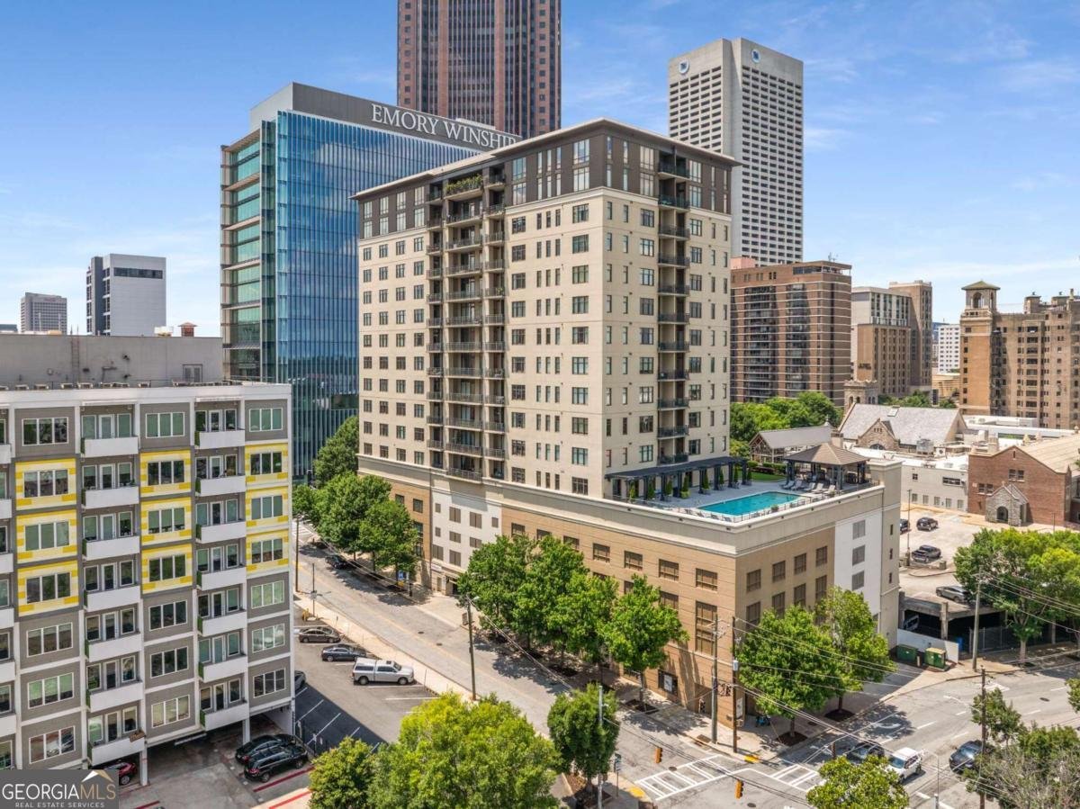 565 Peachtree Street Atlanta - 1