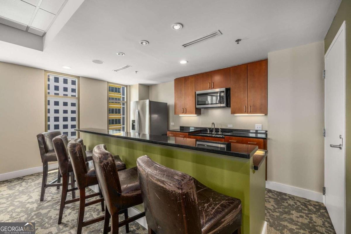 565 Peachtree Street Atlanta - 27