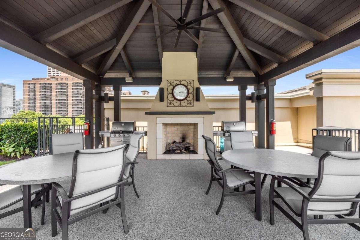 565 Peachtree Street Atlanta - 38