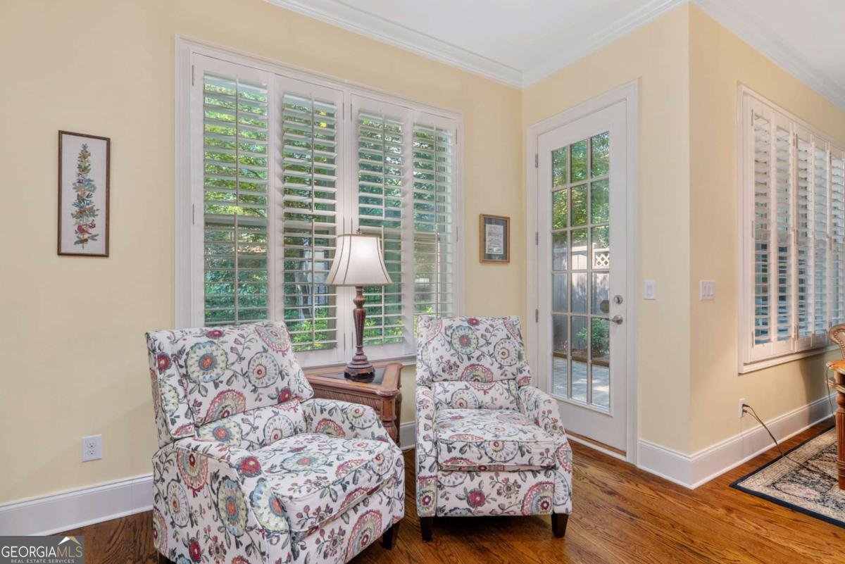 407 Nottaway Lane Alpharetta - 2