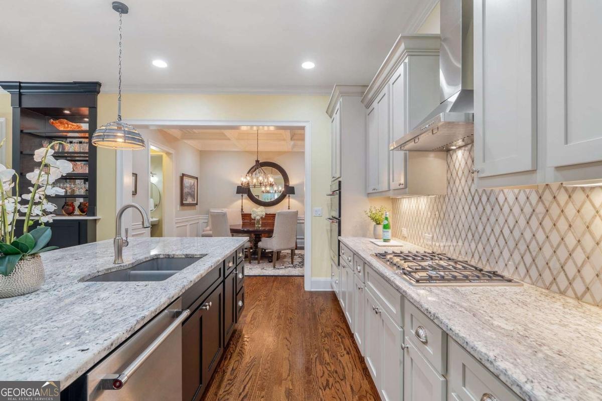 407 Nottaway Lane Alpharetta - 6