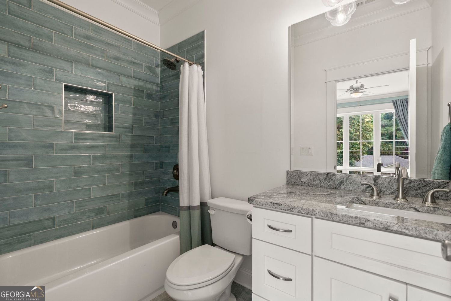2565 Sharondale Drive Atlanta - 22