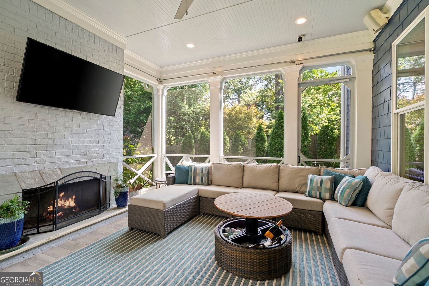 2565 Sharondale Drive Atlanta - 28