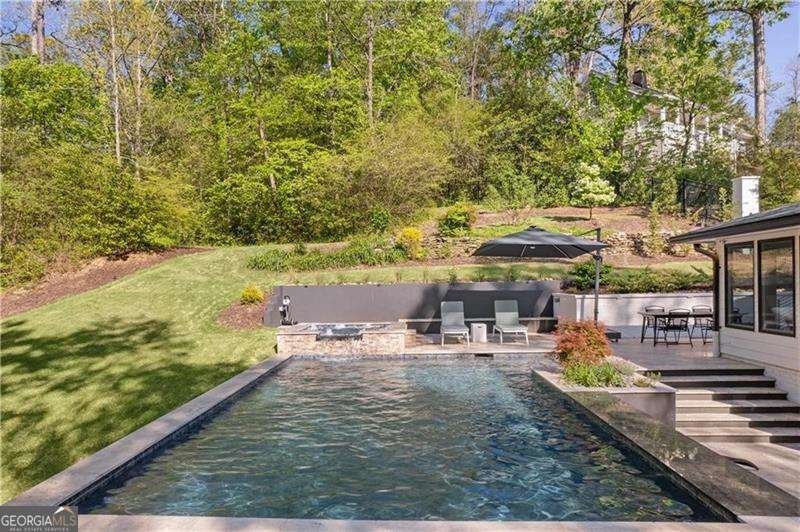 2672 Langland Court Atlanta - 77
