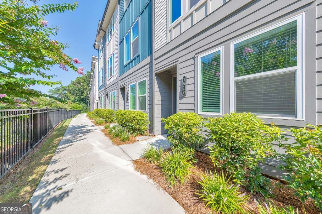 1519 Layton Lane Atlanta - 2