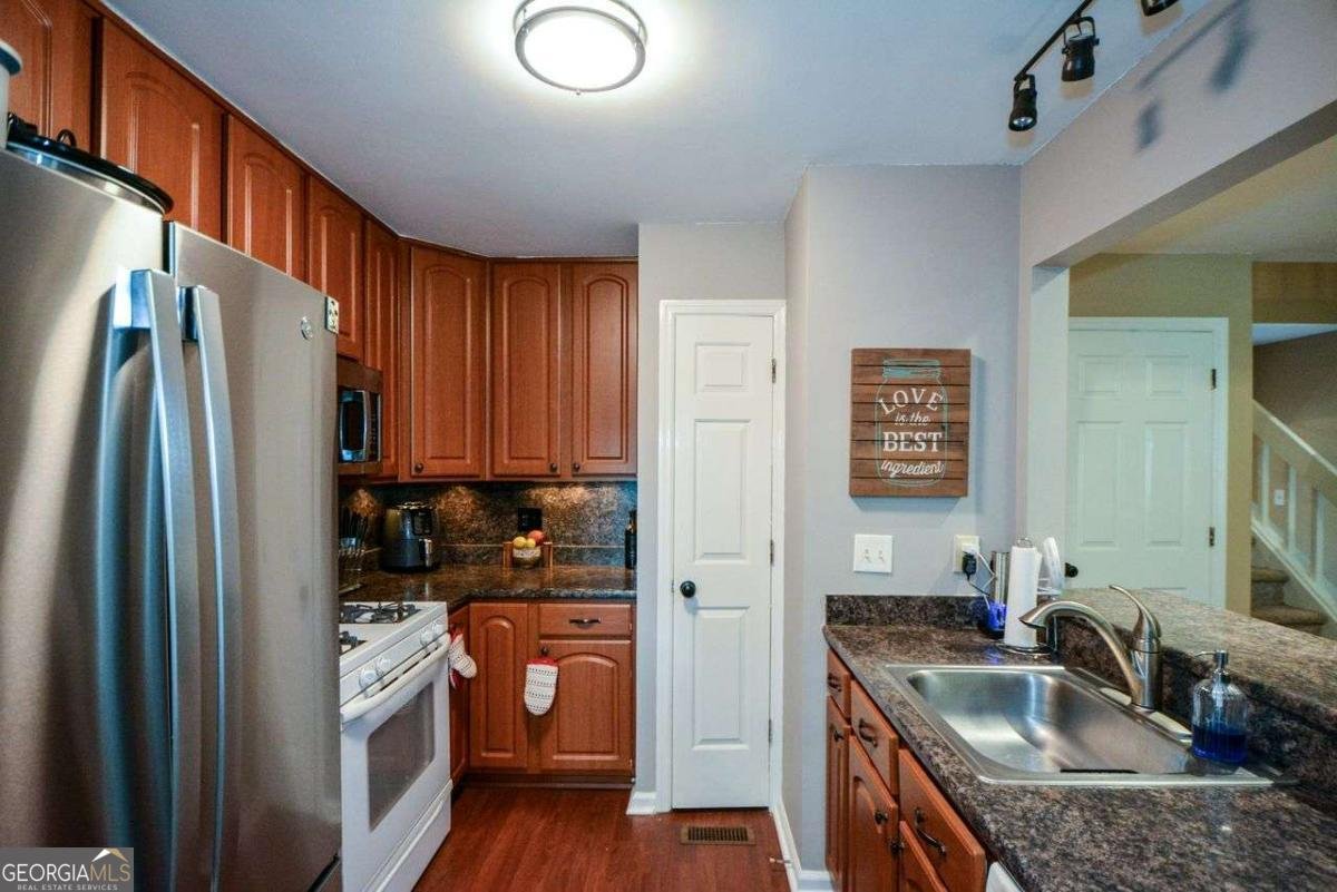 1703 GRIST MILL Drive Marietta - 15
