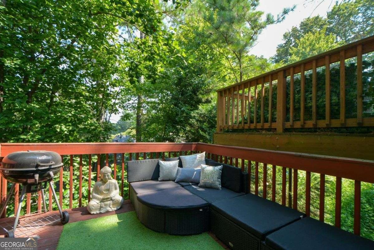 1703 GRIST MILL Drive Marietta - 6