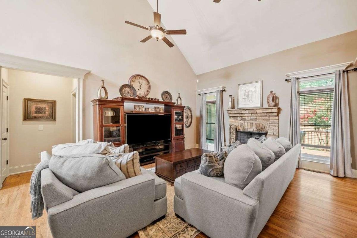 412 Kings Point Drive Canton - 11